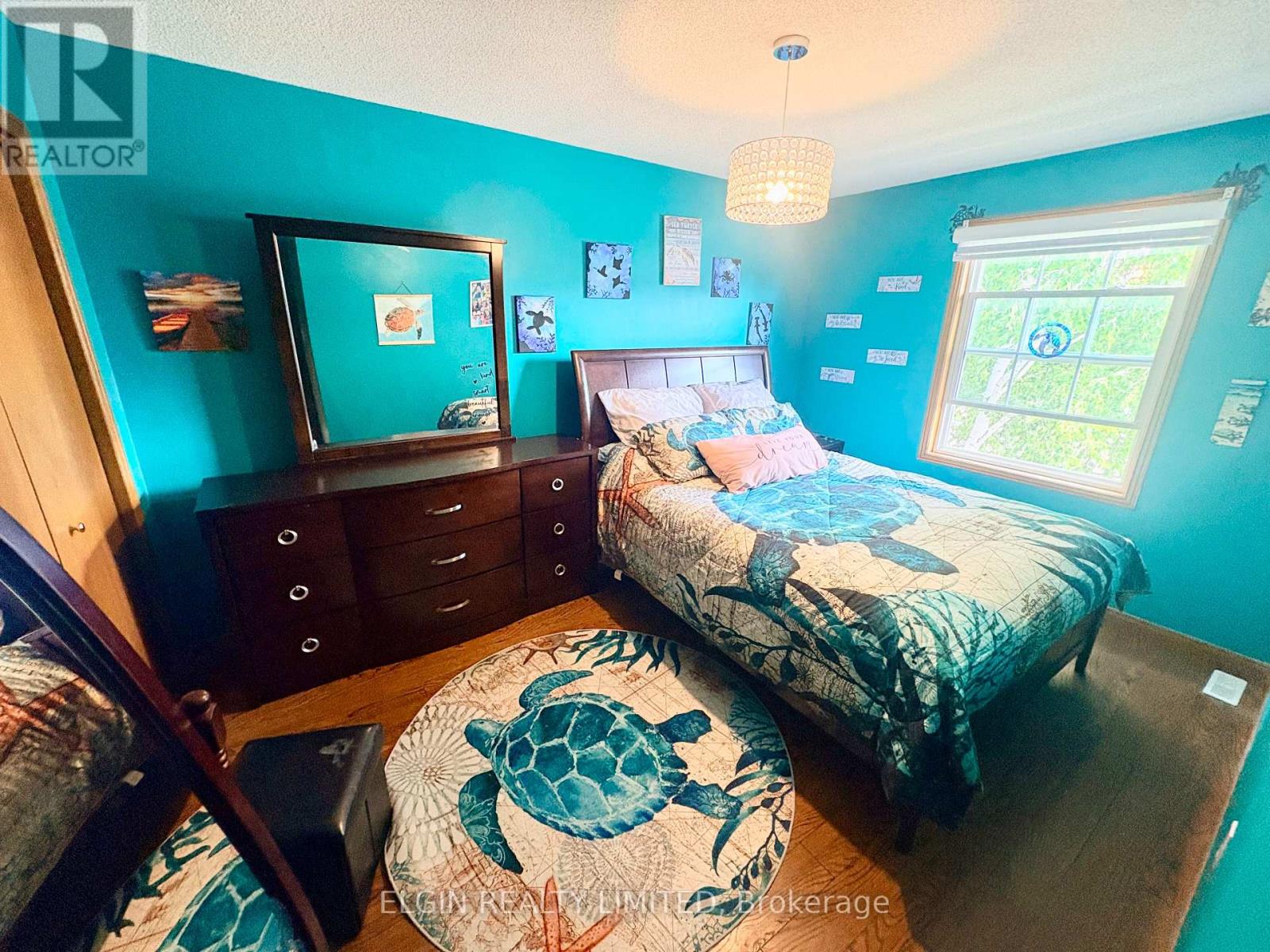 111 Manor Road Property Photo 6