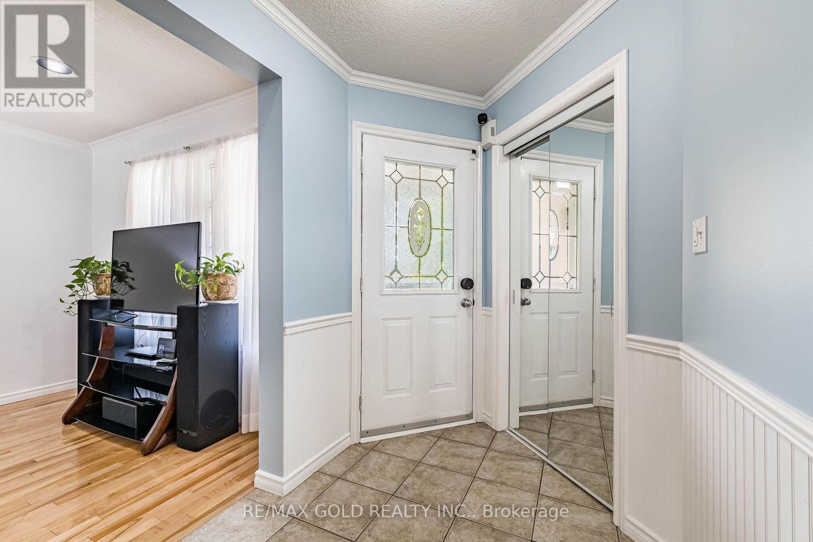 6 Moffatt Lane Property Photo 7