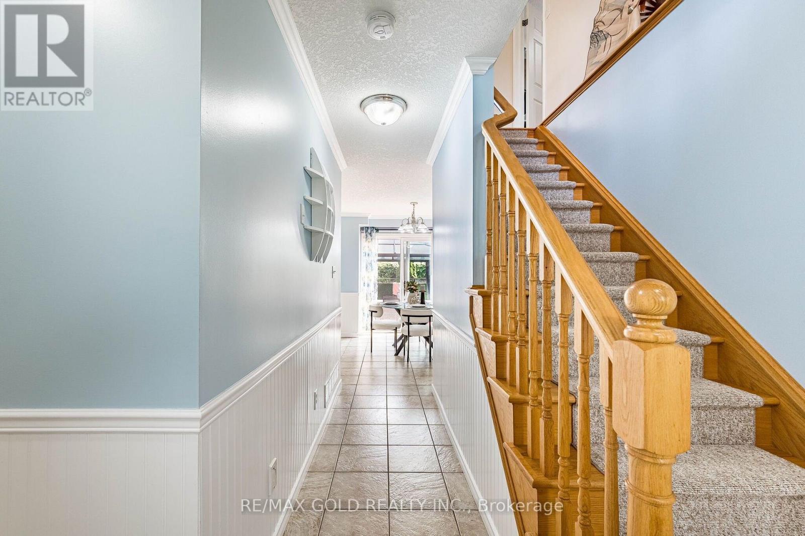 6 Moffatt Lane Property Photo 8