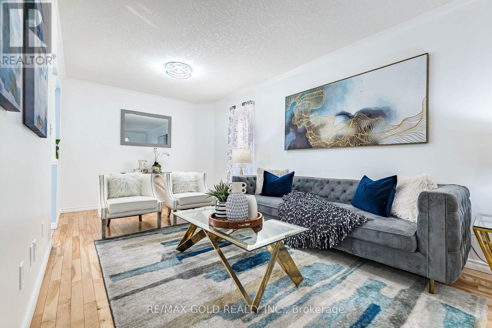 6 Moffatt Lane Property Photo 19