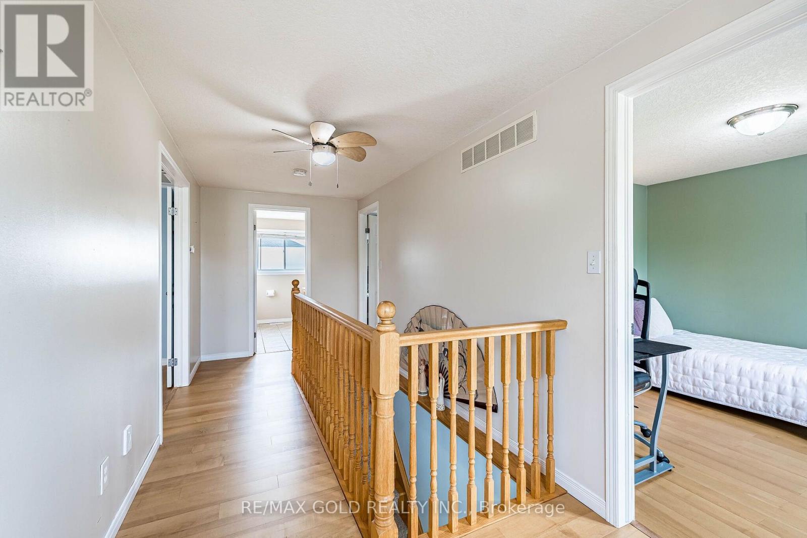 6 Moffatt Lane Property Photo 30