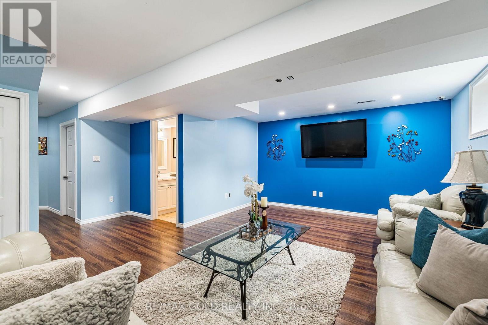 6 Moffatt Lane Property Photo 39