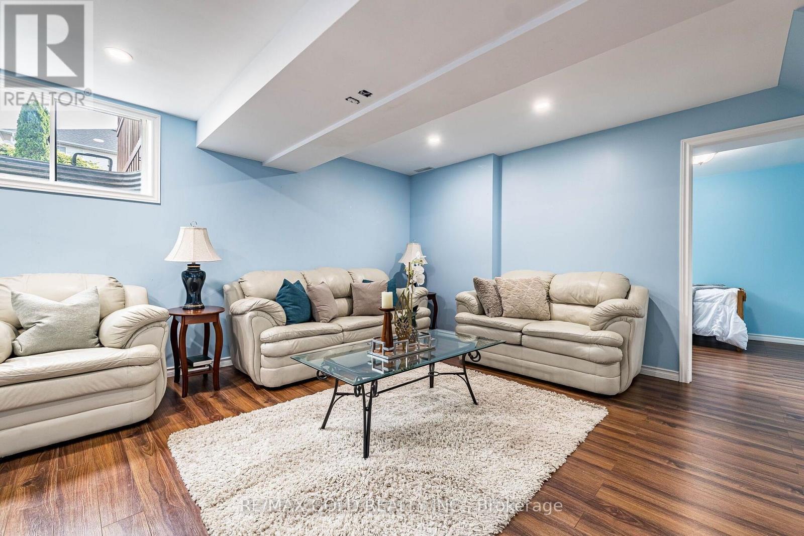 6 Moffatt Lane Property Photo 40