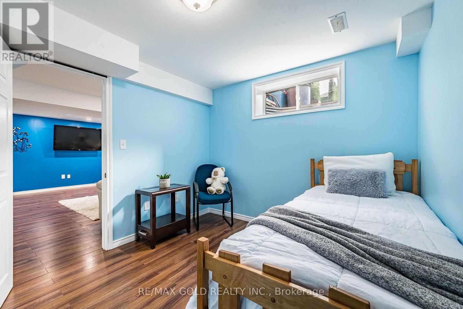 6 Moffatt Lane Property Photo 41