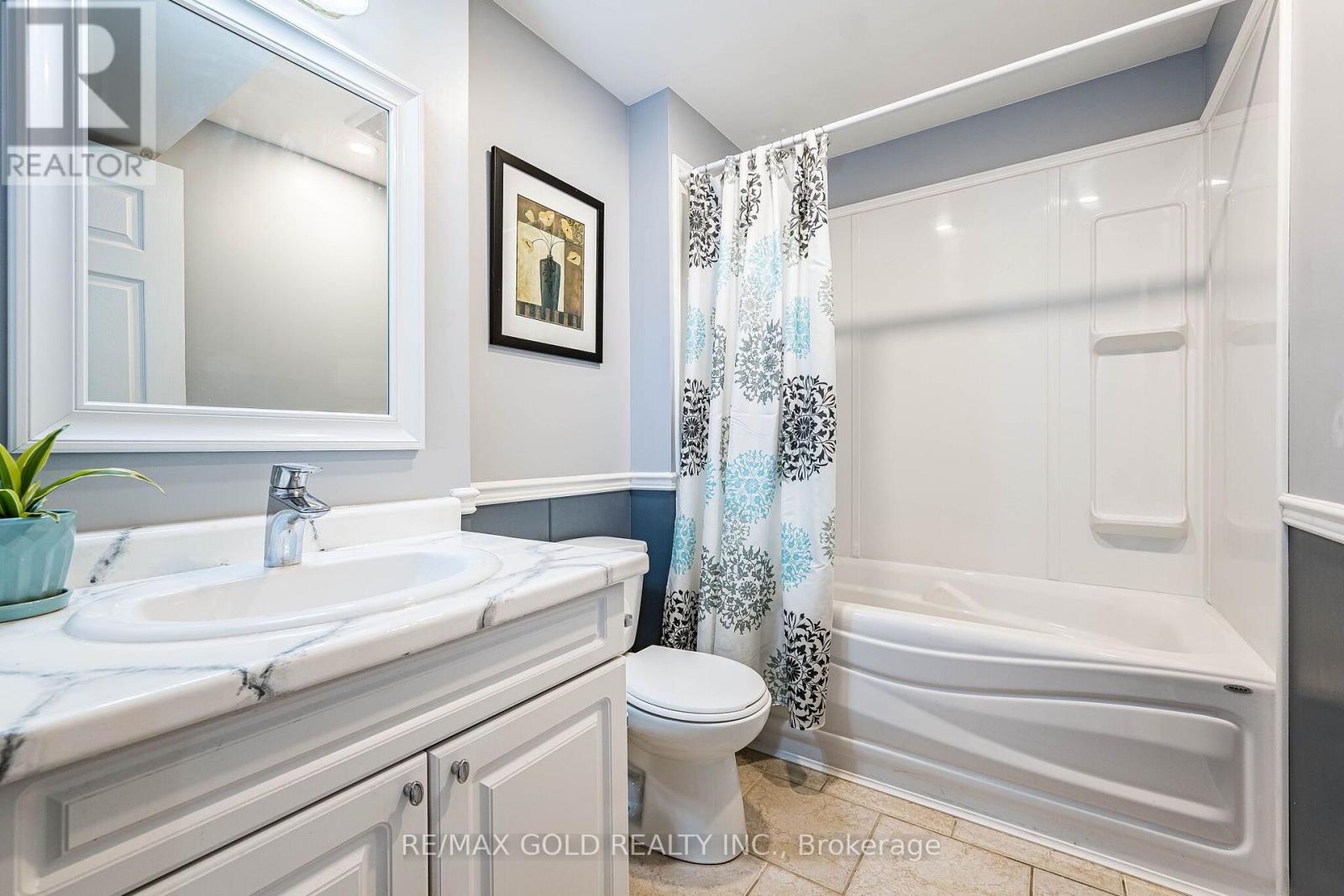 6 Moffatt Lane Property Photo 42