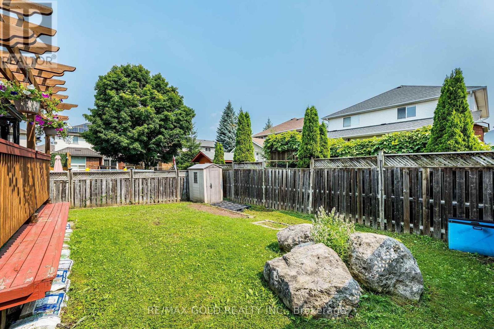 6 Moffatt Lane Property Photo 48