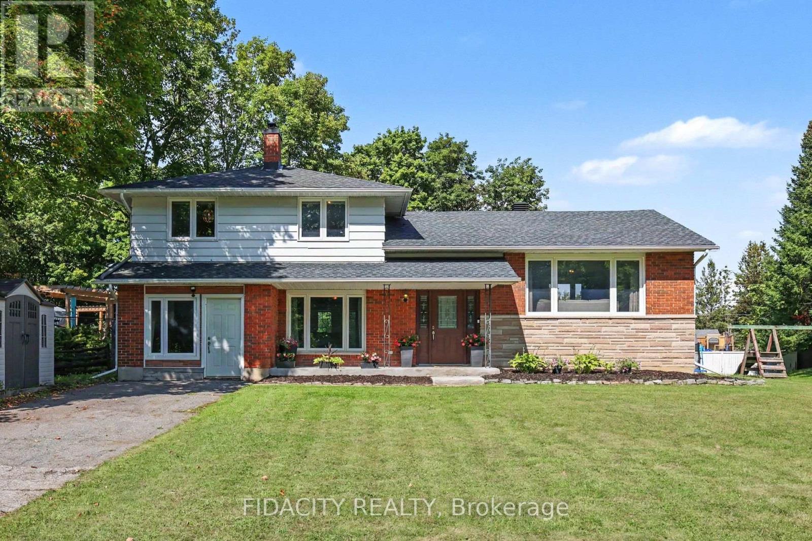 176 DOE ROAD Property Photo 1