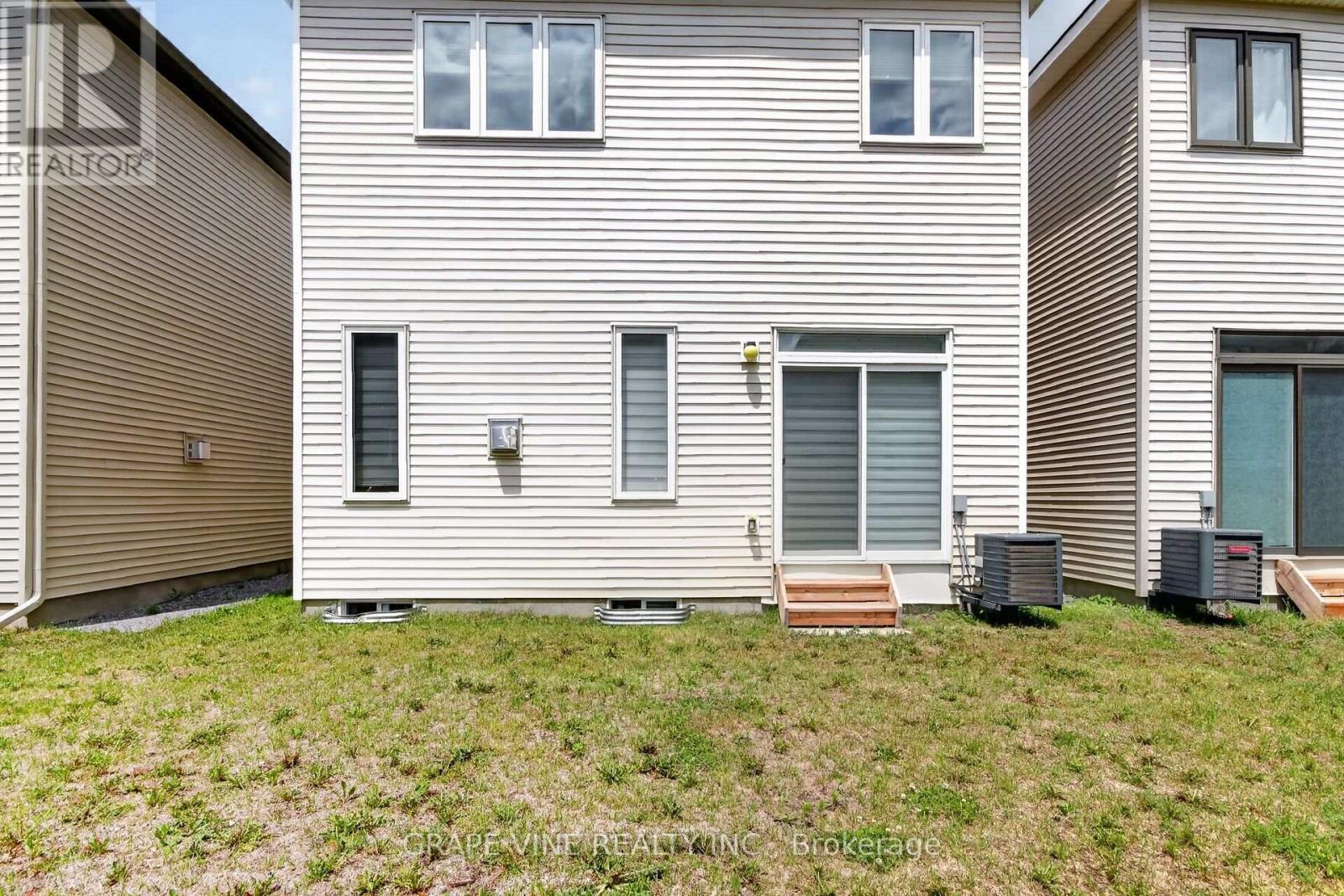 316 Crossway Terrace Property Photo 38
