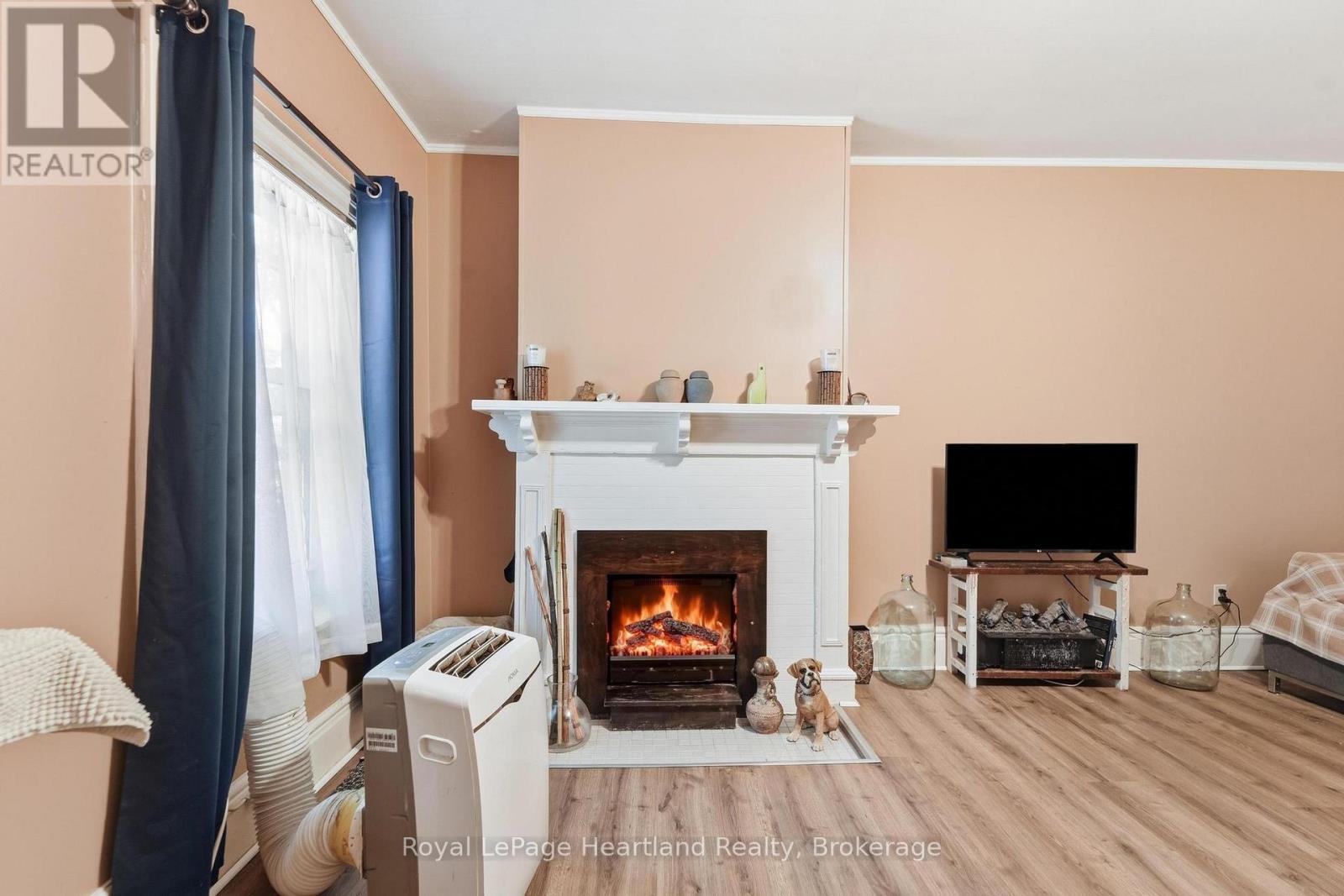 132 Queen Street Property Photo 13