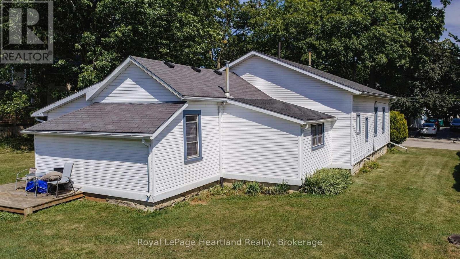 132 Queen Street Property Photo 20