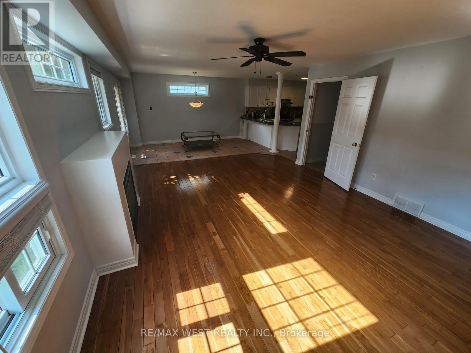792 Butternut Avenue Property Photo 8