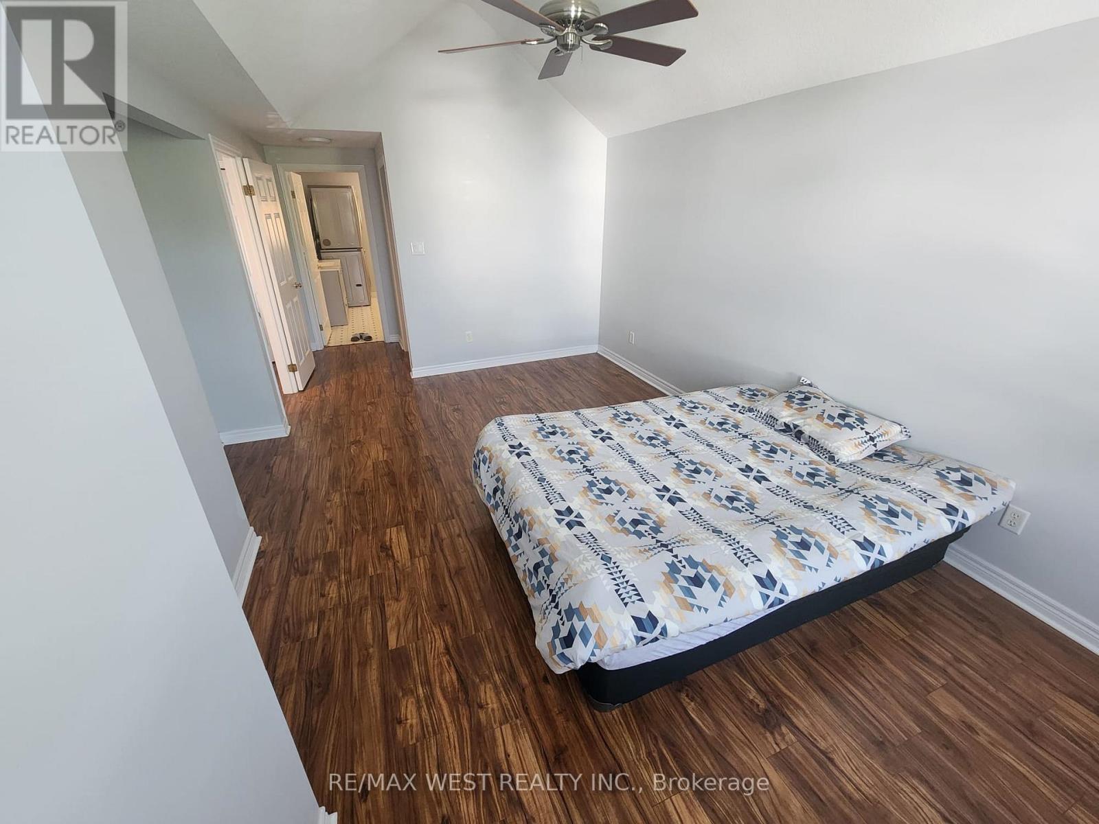 792 Butternut Avenue Property Photo 16
