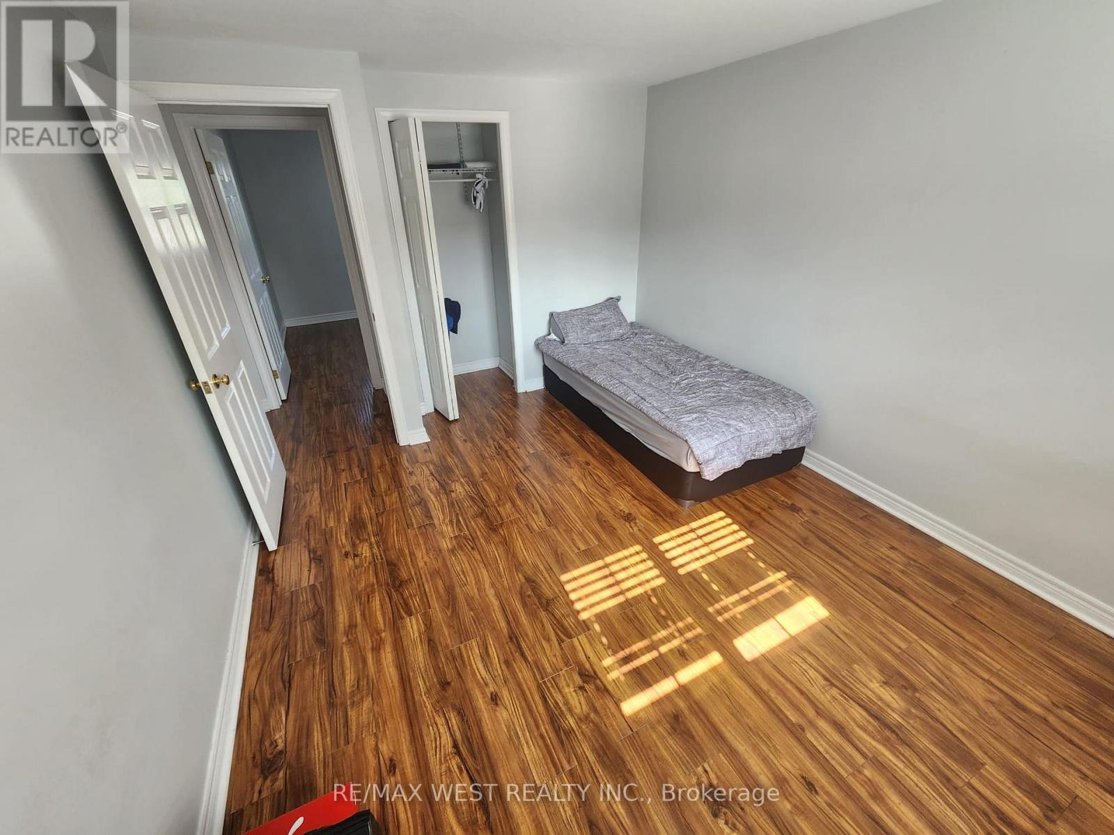 792 Butternut Avenue Property Photo 20