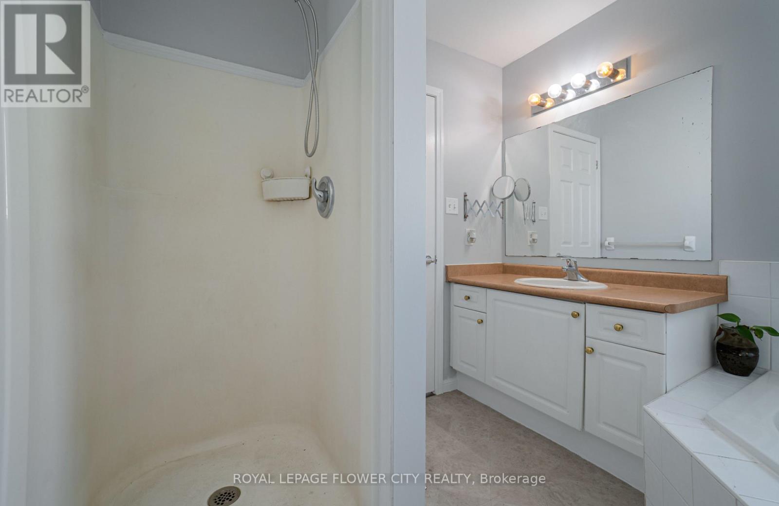 99 Windflower Drive Property Photo 26