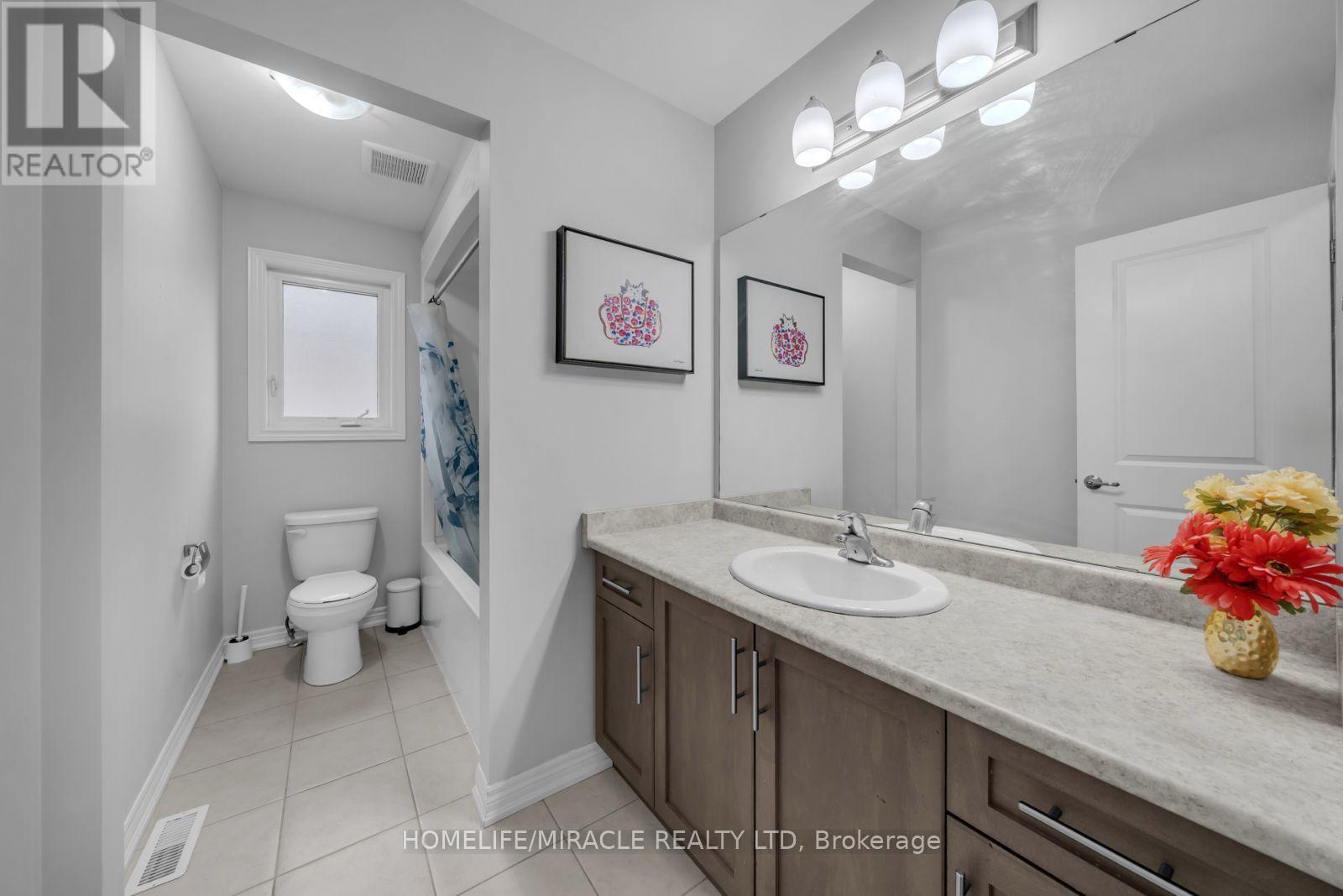 83 Monarch Street Property Photo 33