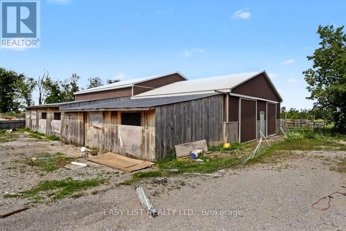 1860 Sturgeon Road Property Photo 7