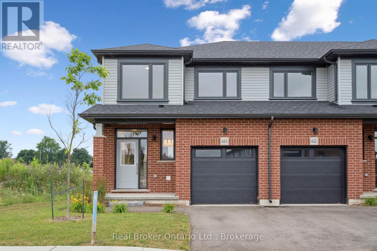 60 Ayr Meadows Crescent Property Photo 1