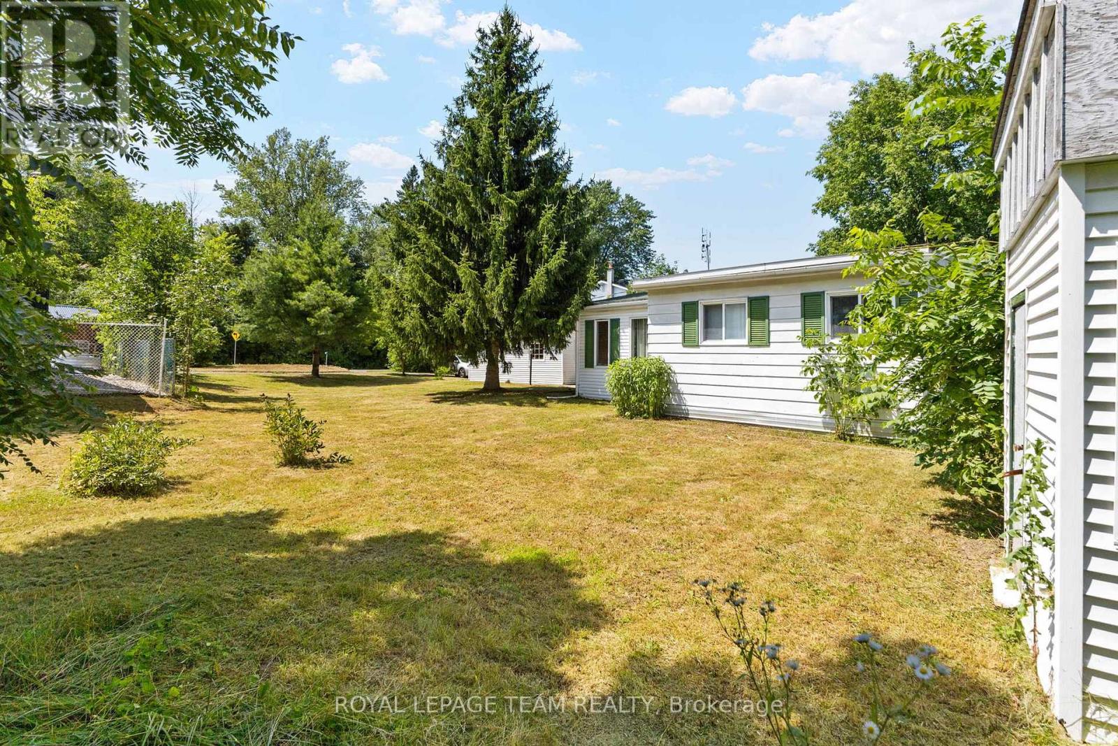 967 West Street Property Photo 19