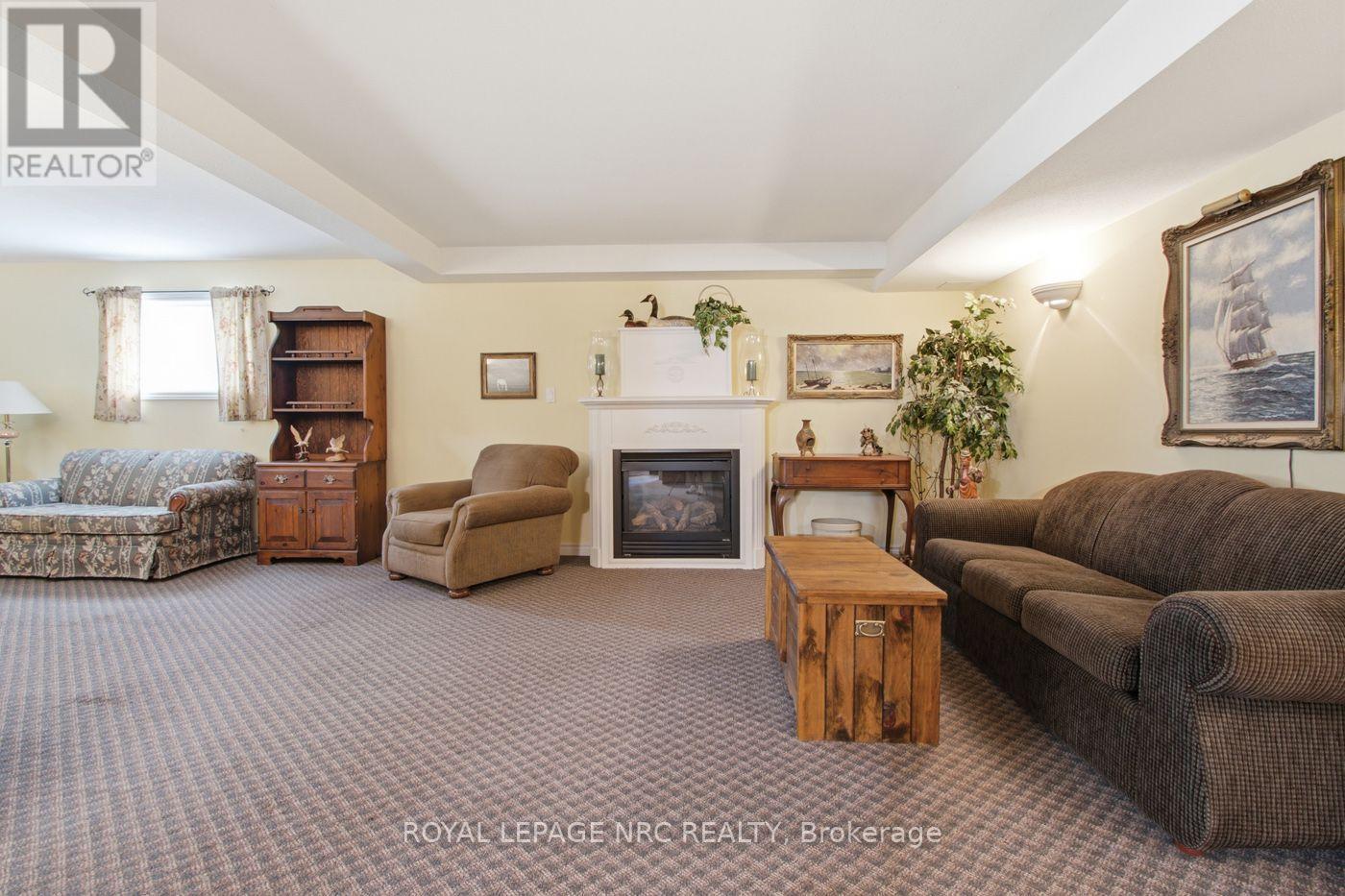 73 Rolling Meadows Boulevard Property Photo 31