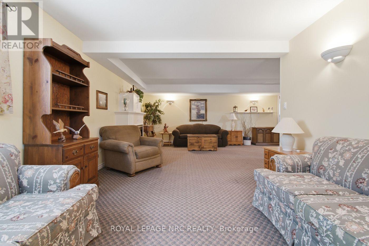 73 Rolling Meadows Boulevard Property Photo 35