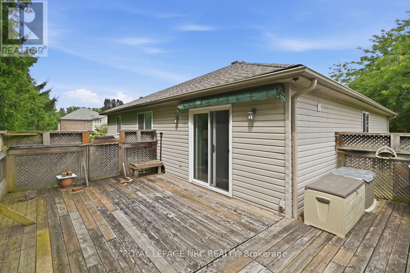 73 Rolling Meadows Boulevard Property Photo 42
