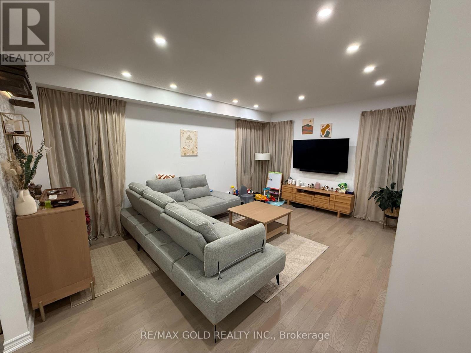 20 Corbett Street Property Photo 4