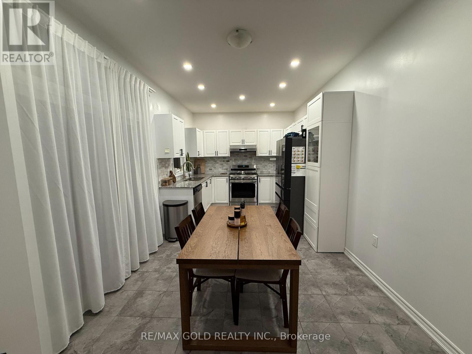 20 Corbett Street Property Photo 6