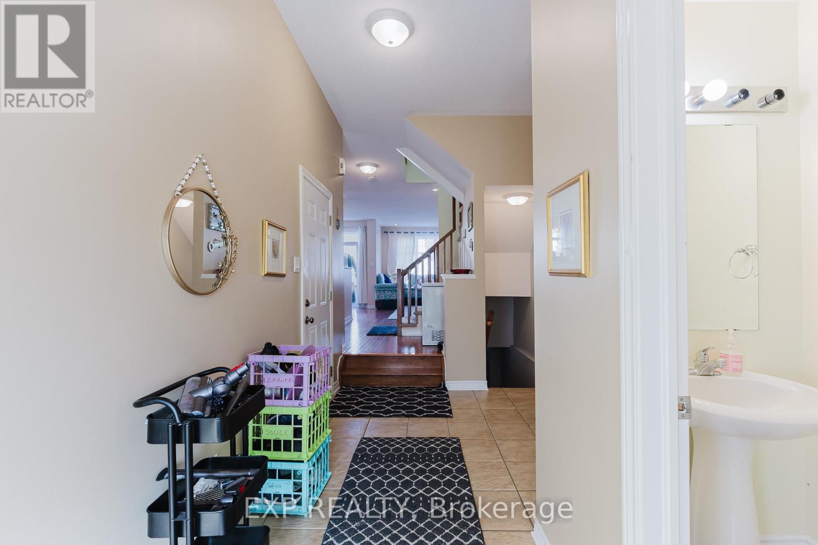 111 Whetstone Crescent Property Photo 4