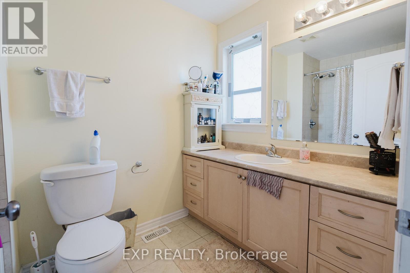 111 Whetstone Crescent Property Photo 14