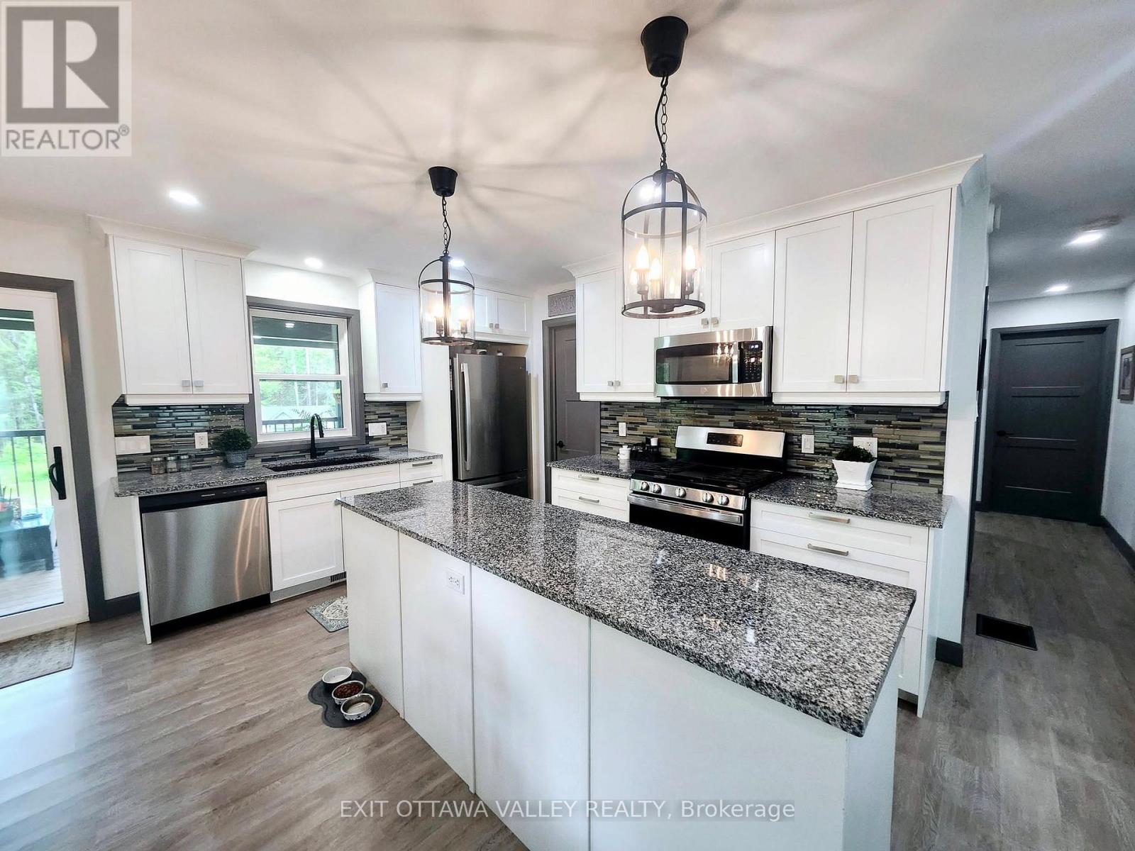1485 Rapid Road Property Photo 10