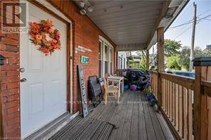 139 BALSAM AVENUE S Property Photo 1