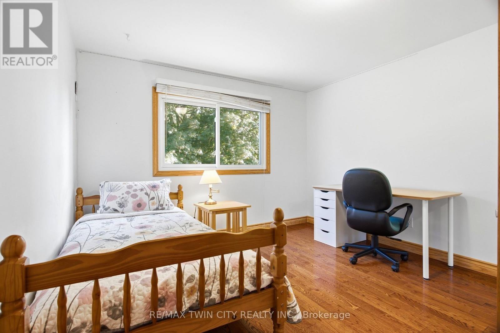 25 Alice Crescent Property Photo 25