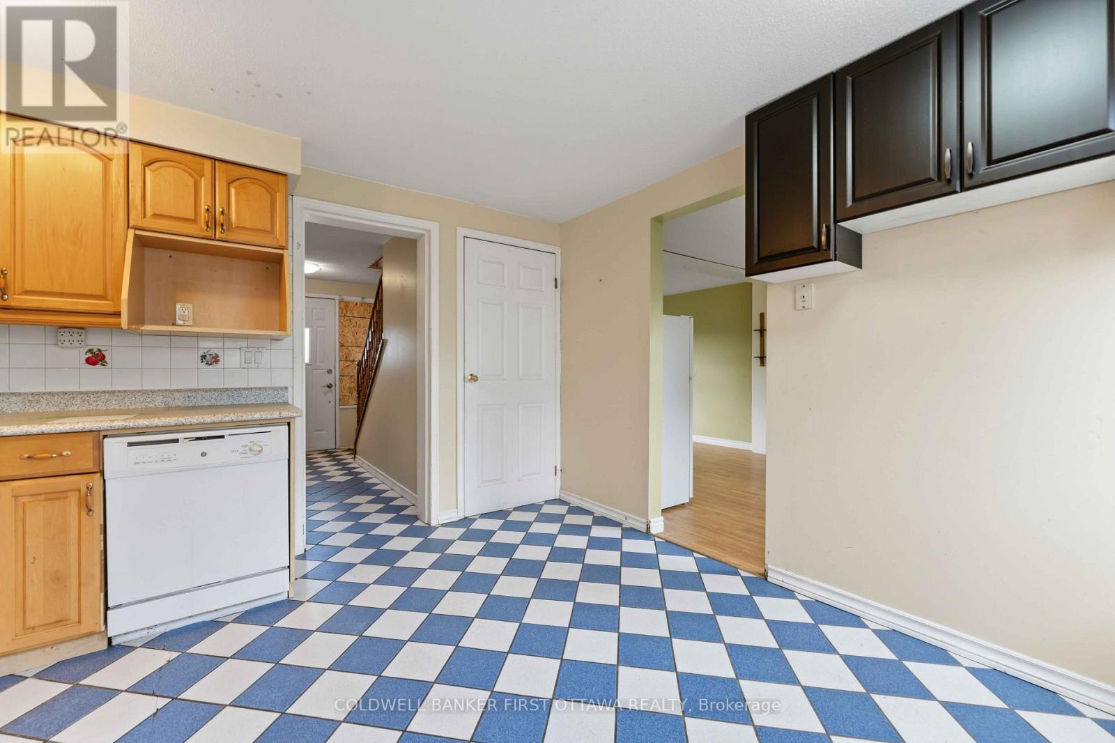 A - 1532 Beaverpond Drive Property Photo 12