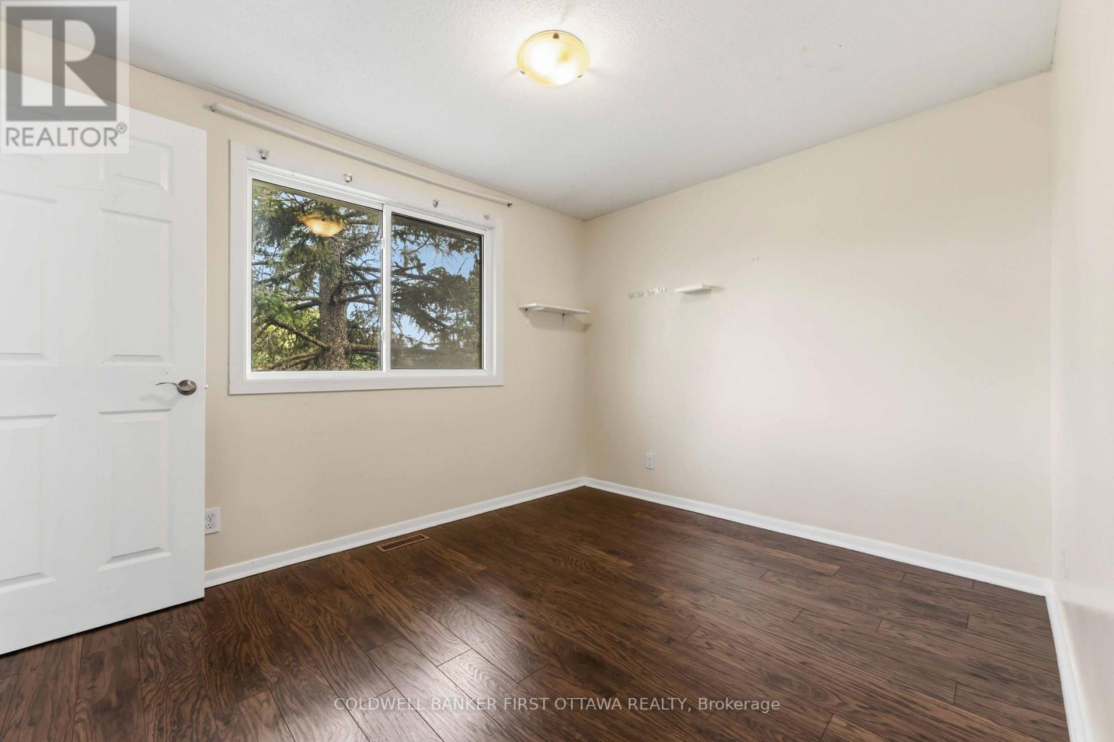 A - 1532 Beaverpond Drive Property Photo 25