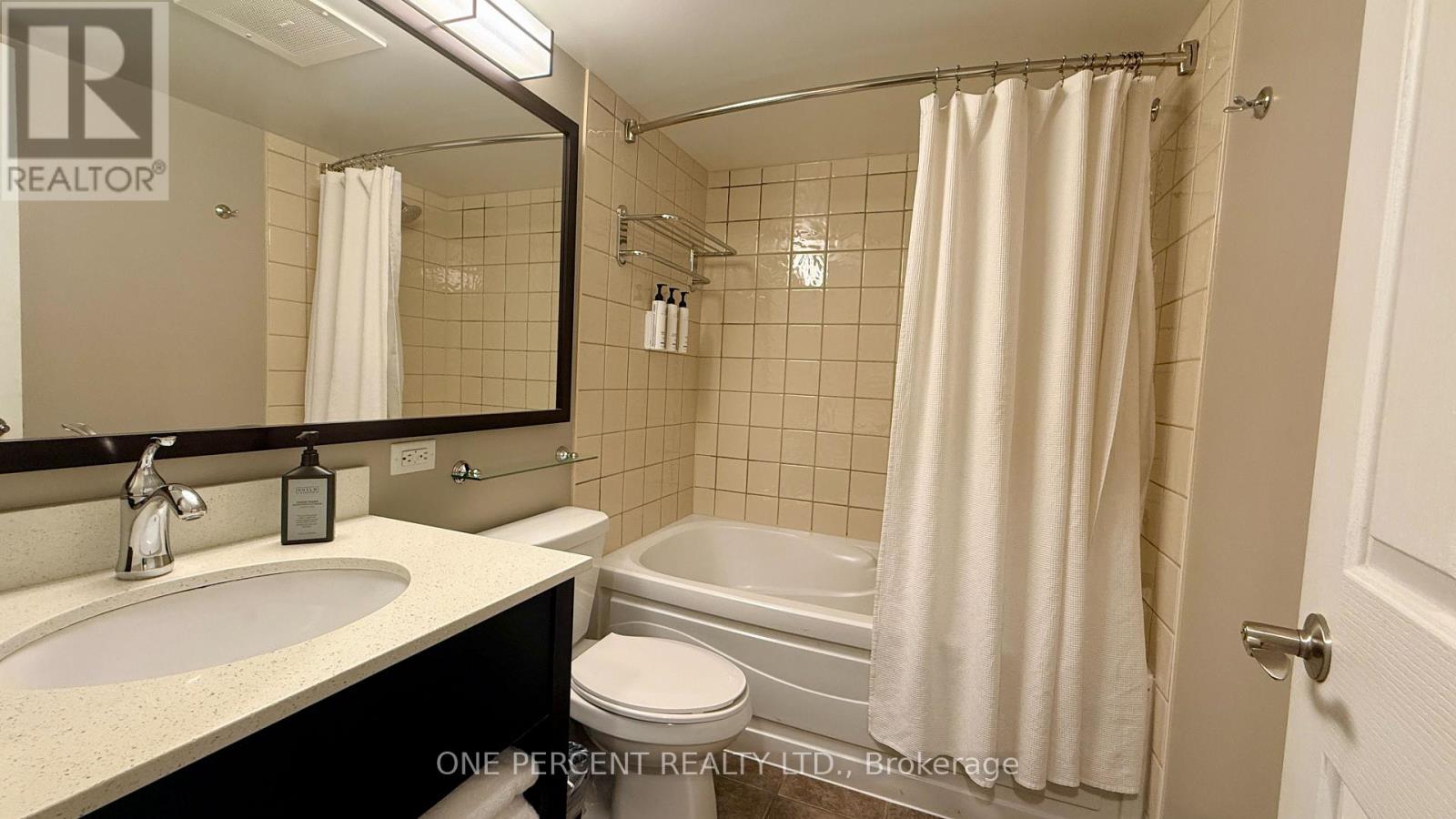 231 - 156 Jozo Weider Boulevard Property Photo 8