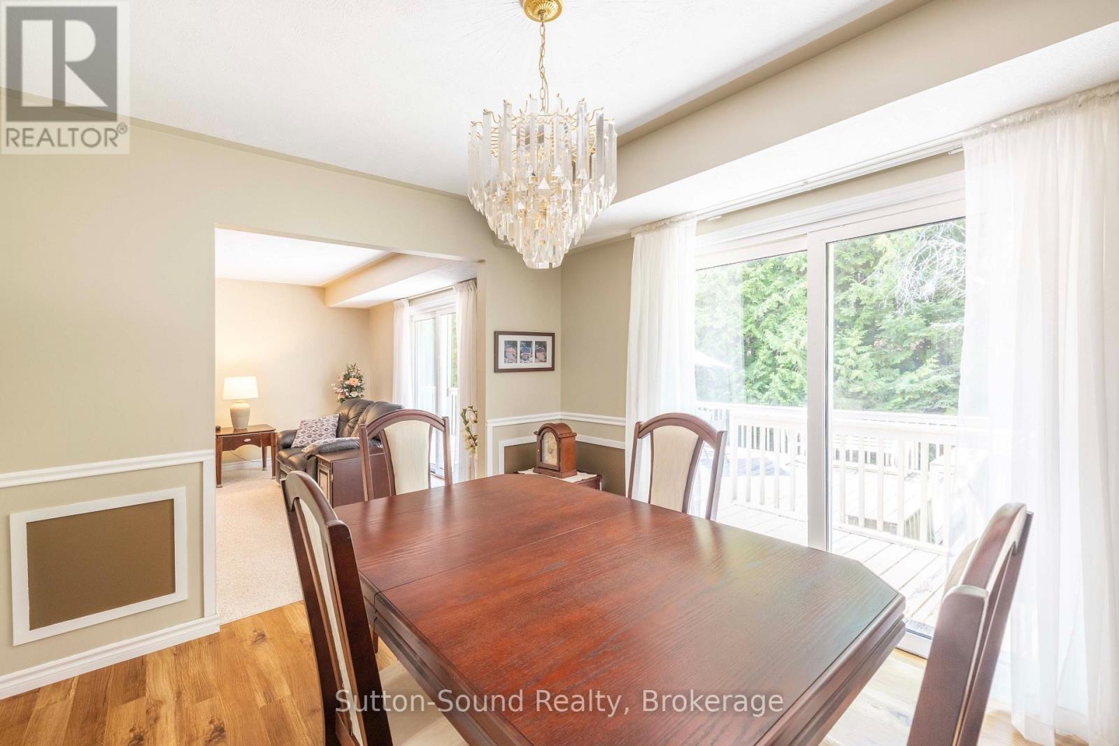 14 Shamrock Boulevard Property Photo 15
