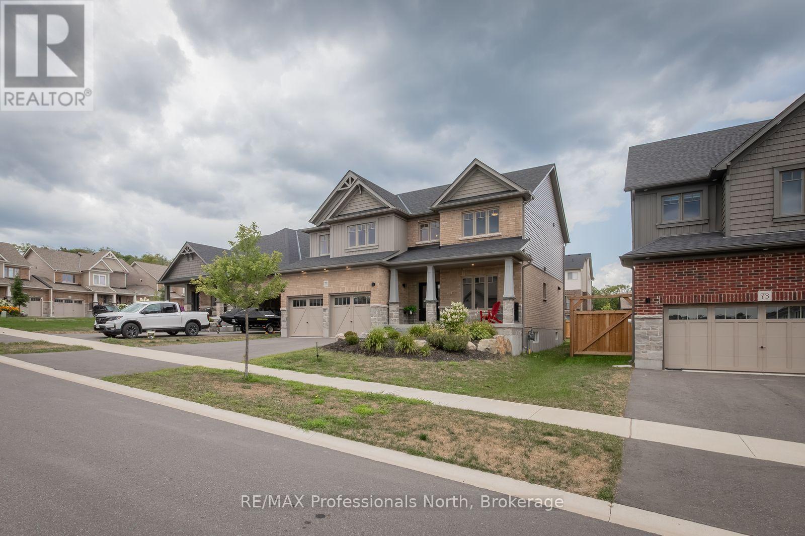 75 Eaglecrest Avenue Property Photo 2