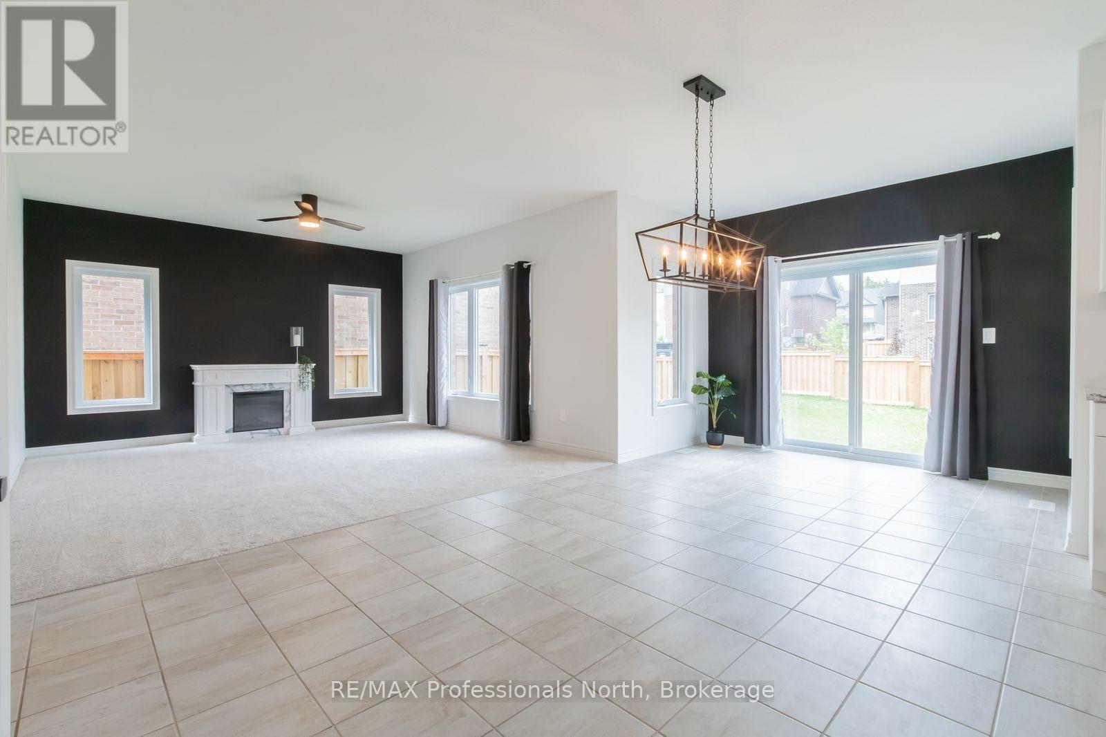 75 Eaglecrest Avenue Property Photo 10