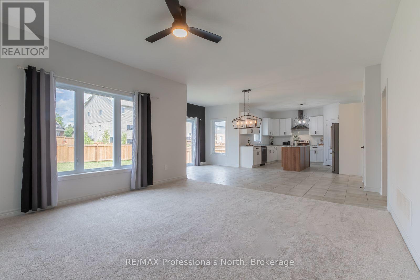 75 Eaglecrest Avenue Property Photo 13