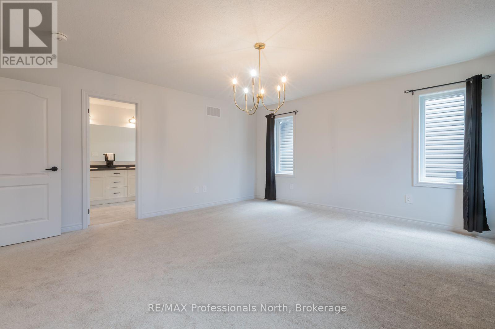 75 Eaglecrest Avenue Property Photo 27