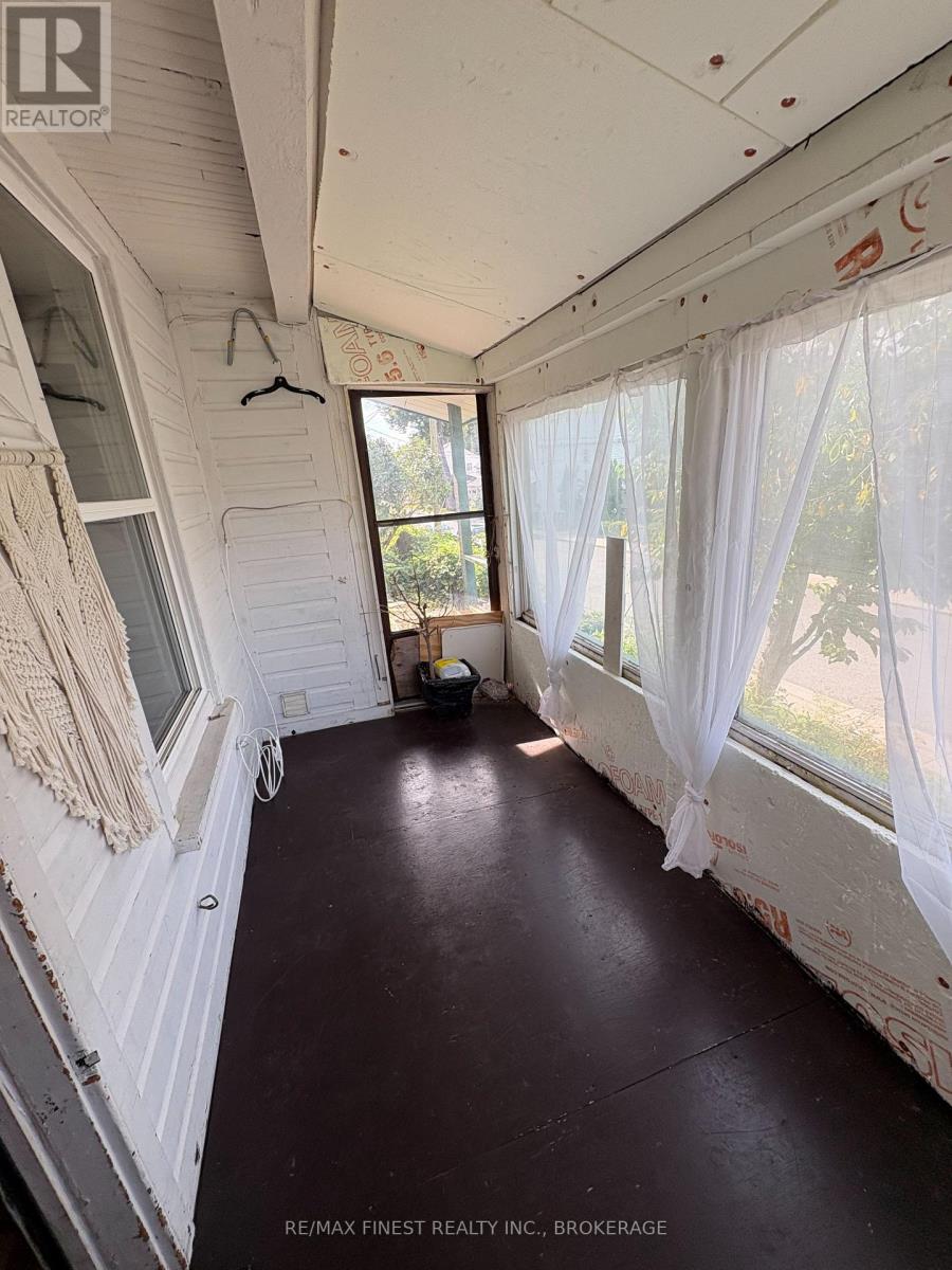20 Patrick Street Property Photo 7
