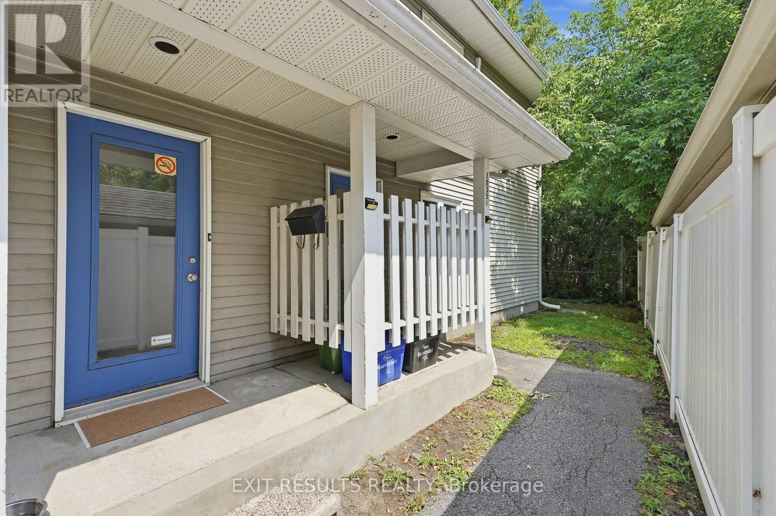 13 - 1035 - J CUMMINGS AVENUE Property Photo 1