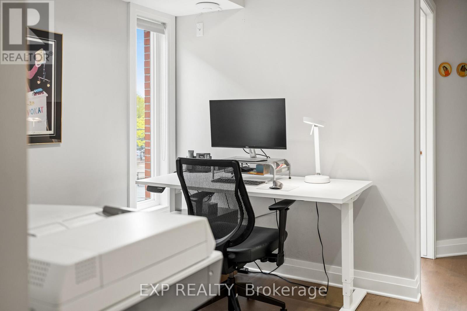 360 Ravenhill Avenue E Property Photo 18