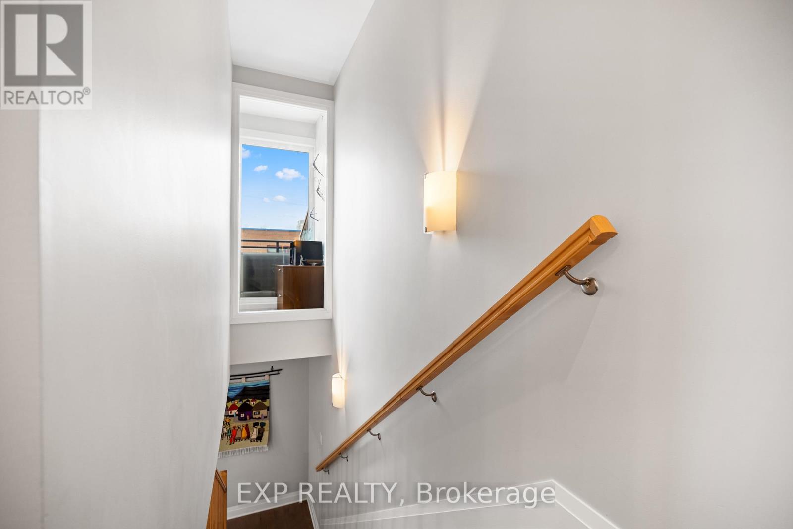 360 Ravenhill Avenue E Property Photo 24