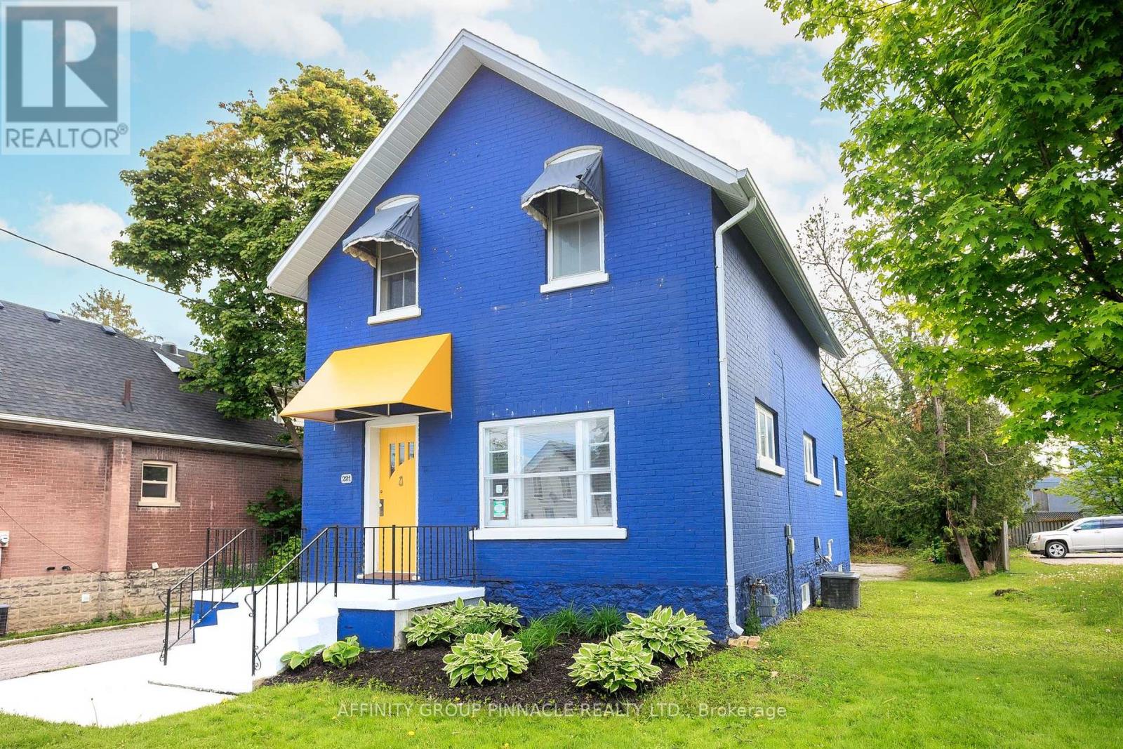 221 KENT STREET W Property Photo 1