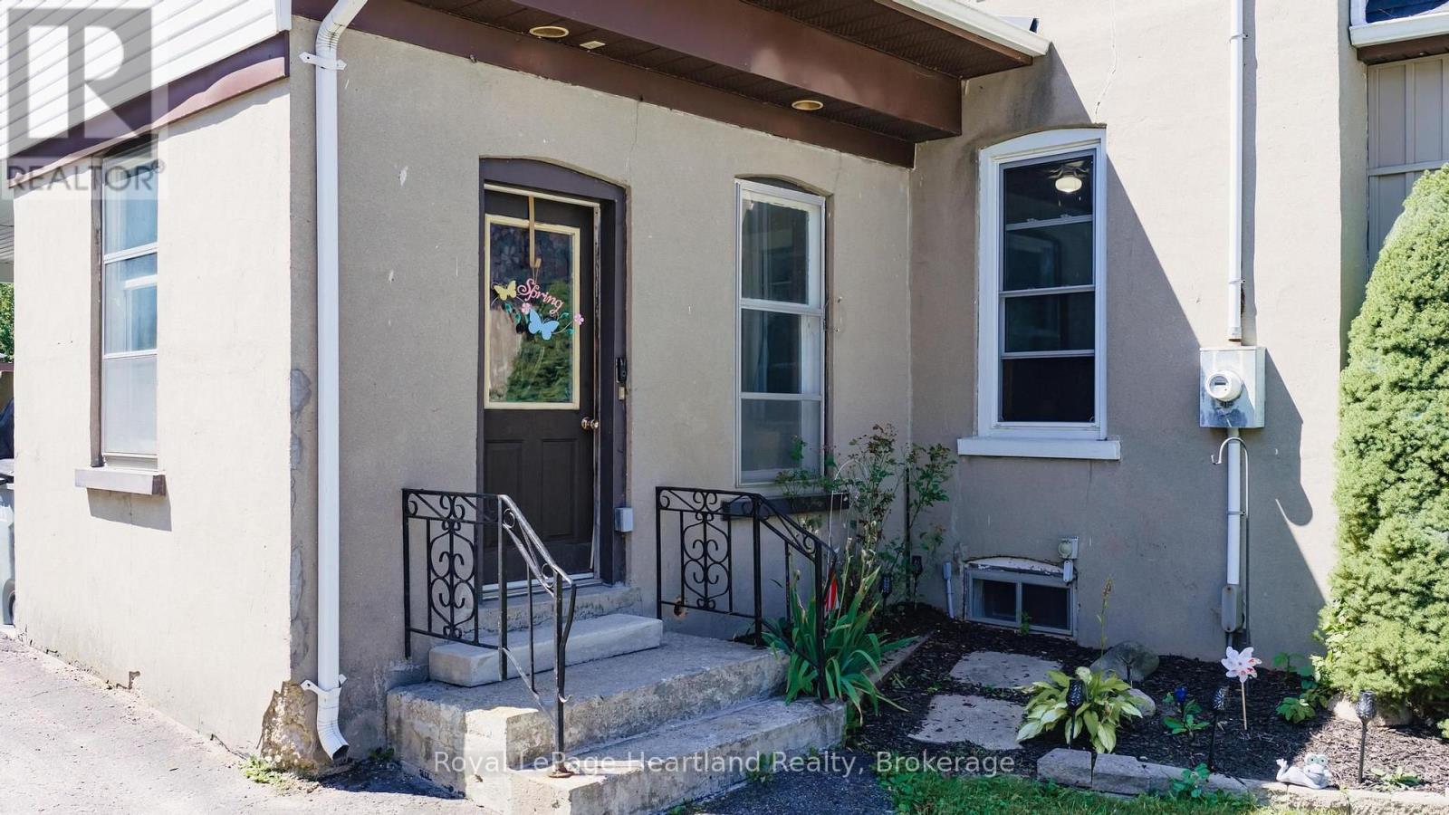 109 Goderich Street Property Photo 2