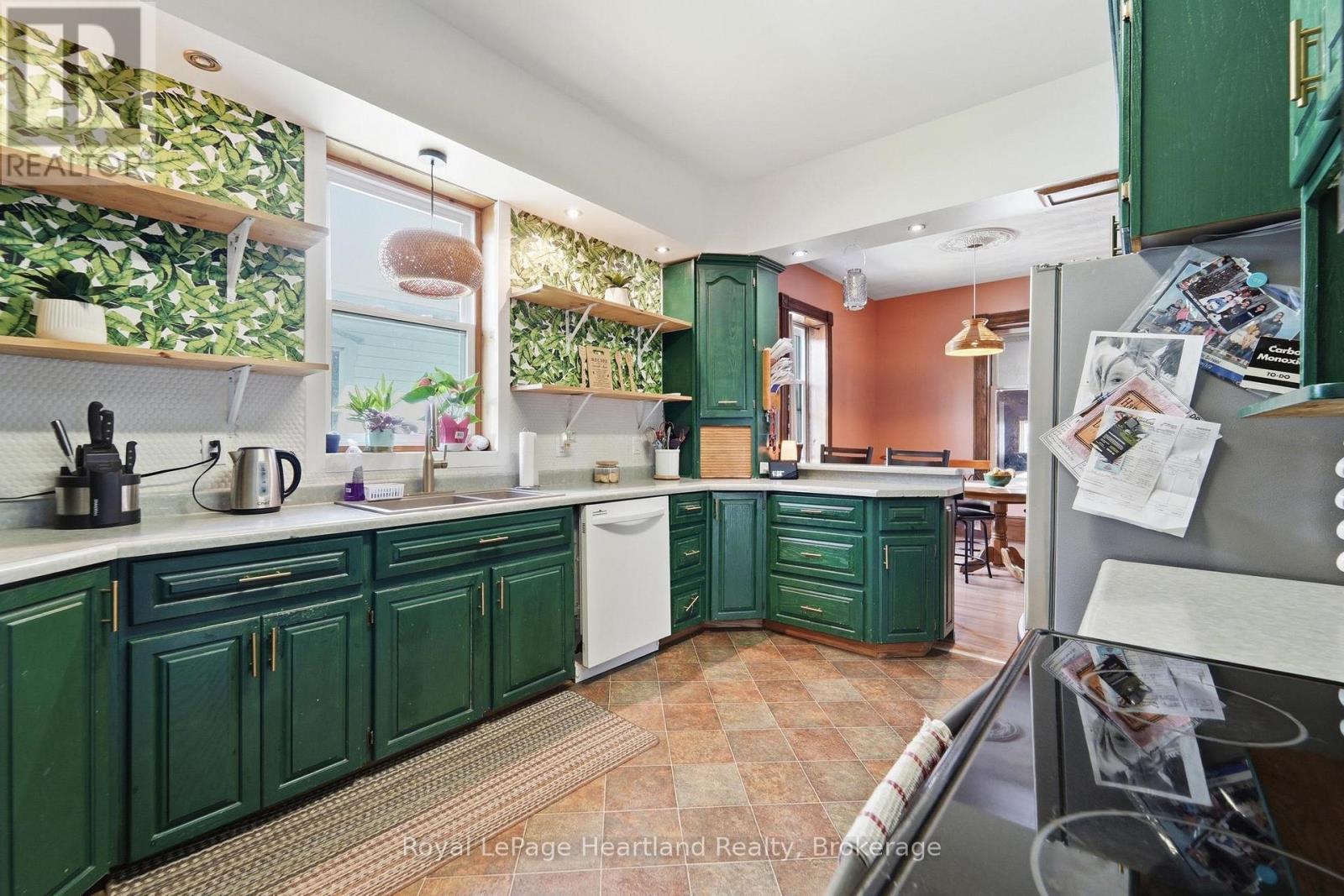 109 Goderich Street Property Photo 6