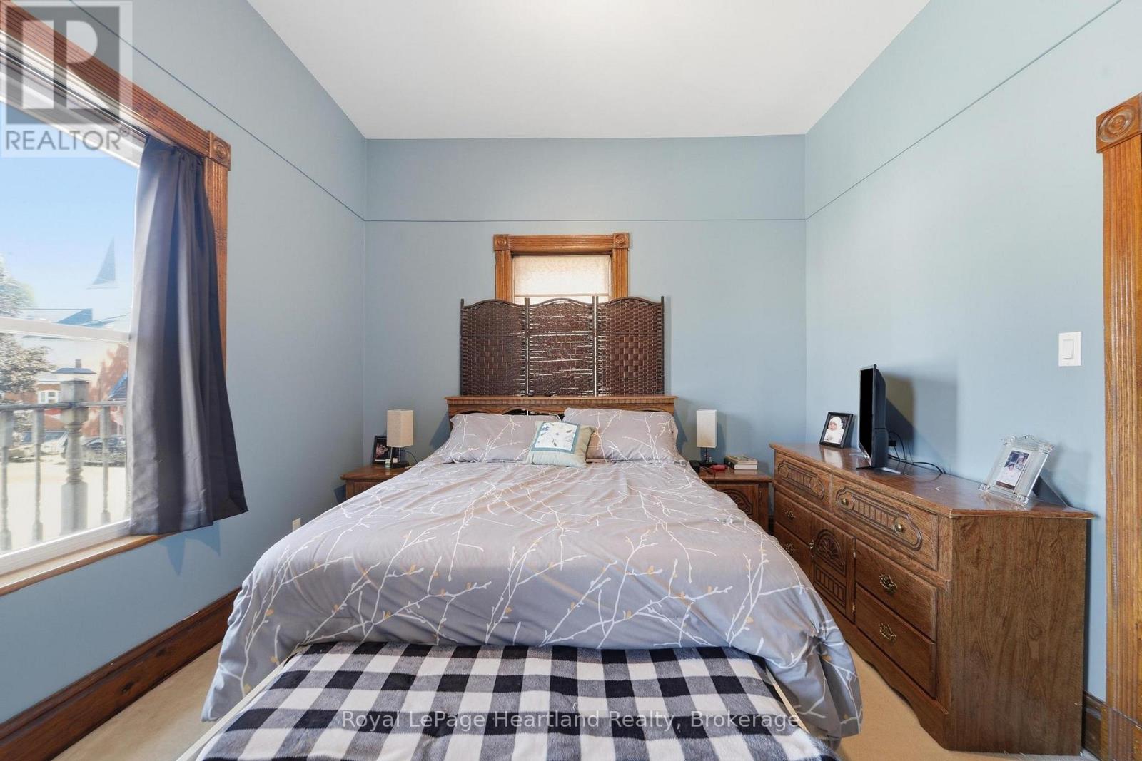 109 Goderich Street Property Photo 27