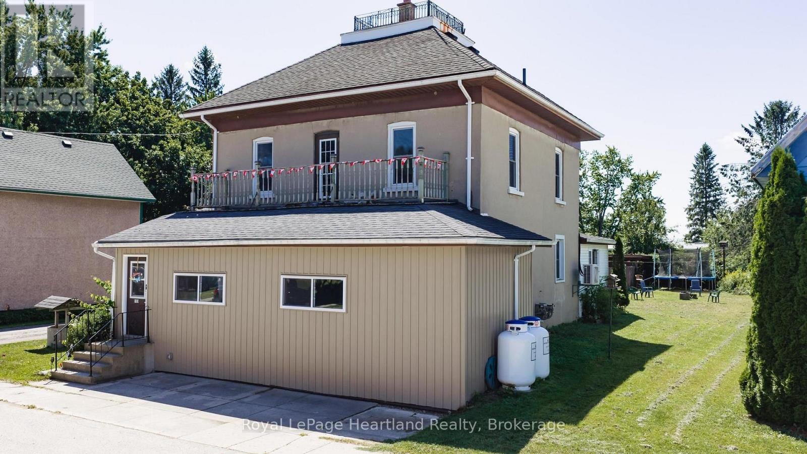 109 Goderich Street Property Photo 42
