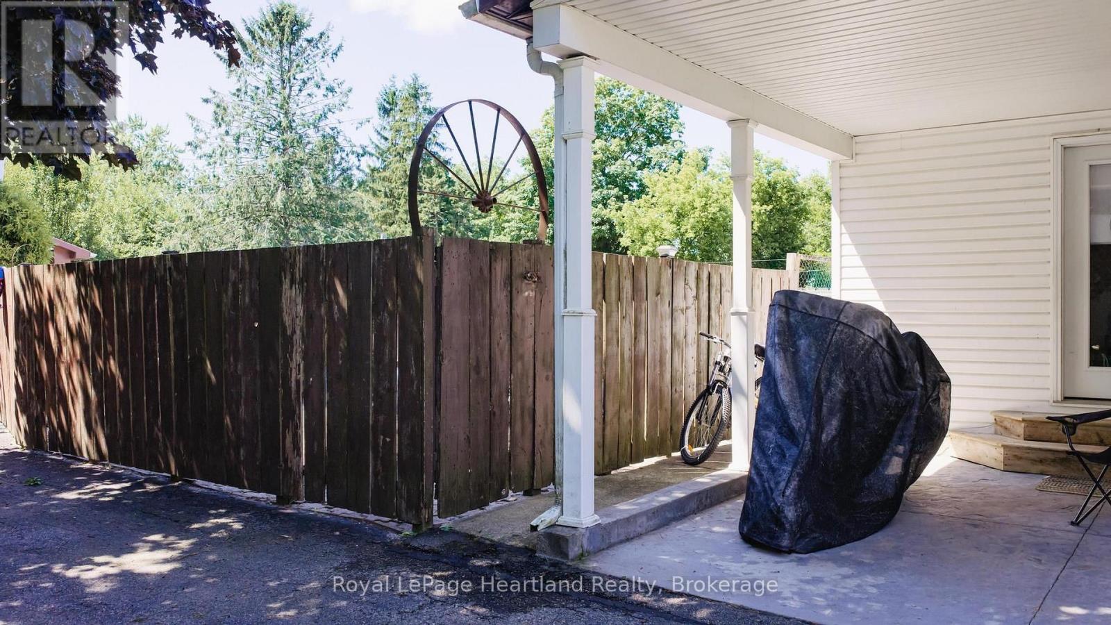 109 Goderich Street Property Photo 46